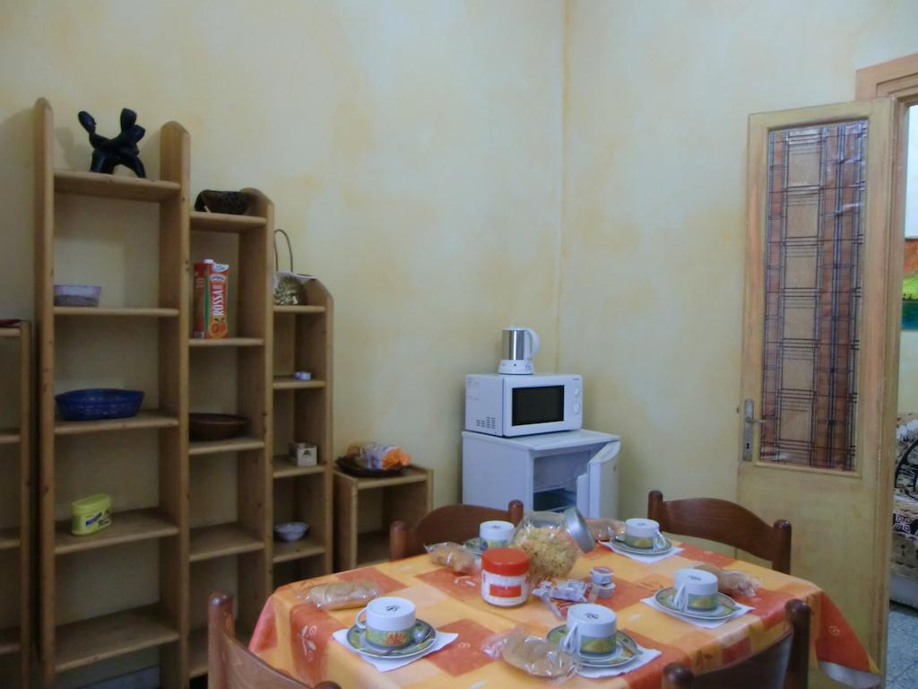 Momi Bed And Breakfast Rom Rum bild